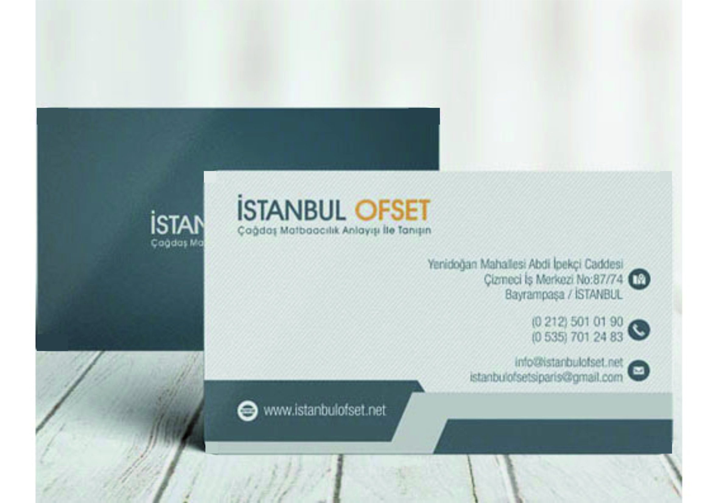 Kabartma Laklı Kartvizit Düz veya Özel Kesim